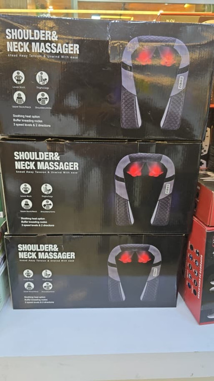 ماساژور حرفه ای گردن و شانه مدل 638 با 8 غلتک