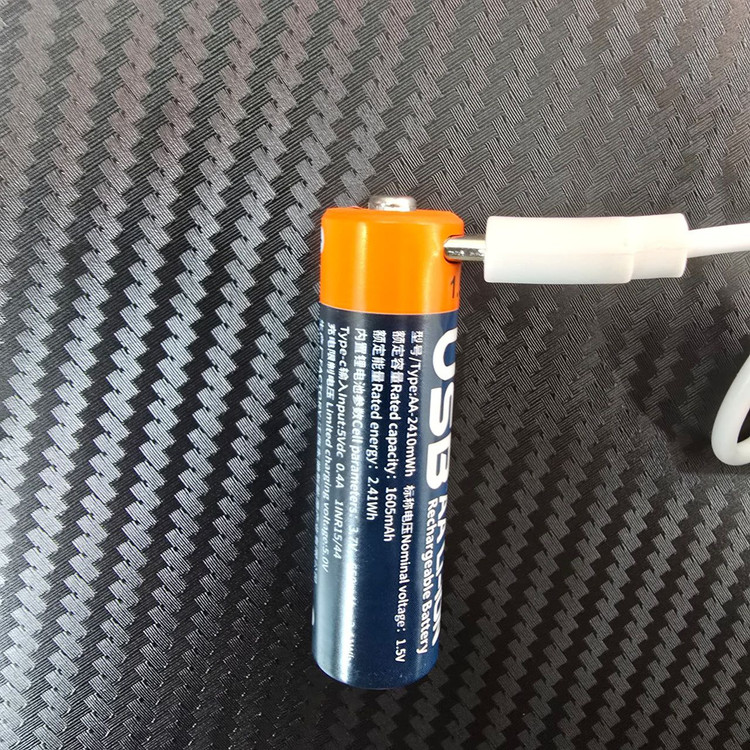 خرید اینترنتی باتری شارژی قلمی و نیم قلمی از آی بای