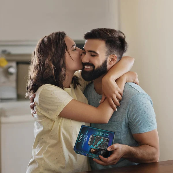 ماشین اصلاح فویلی حرفهای VGR V-374 با تیغههای انعطافپذیر برای صورت و سر