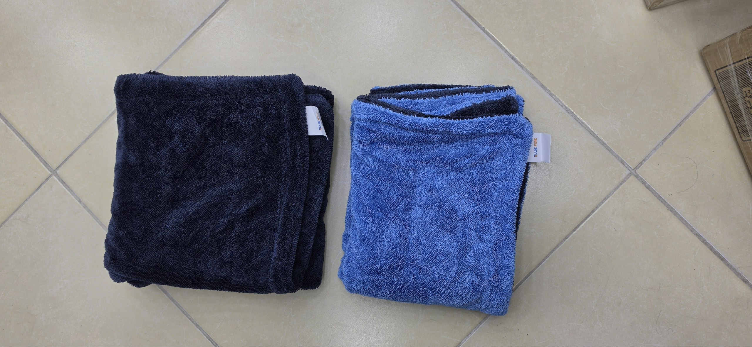 دستمال نظافت پرزدار خودرو مدل Microfiber Towel ضد خش و نرم